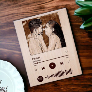 Personalized Wooden Engraved Spotify Picture Frame...